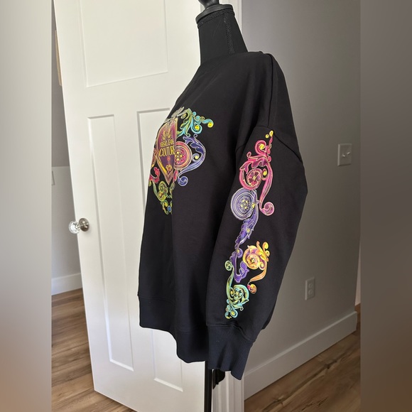 Versace jeans couture women’s Oversized logo print Sweatshirt SizeS - Picture 4 of 15